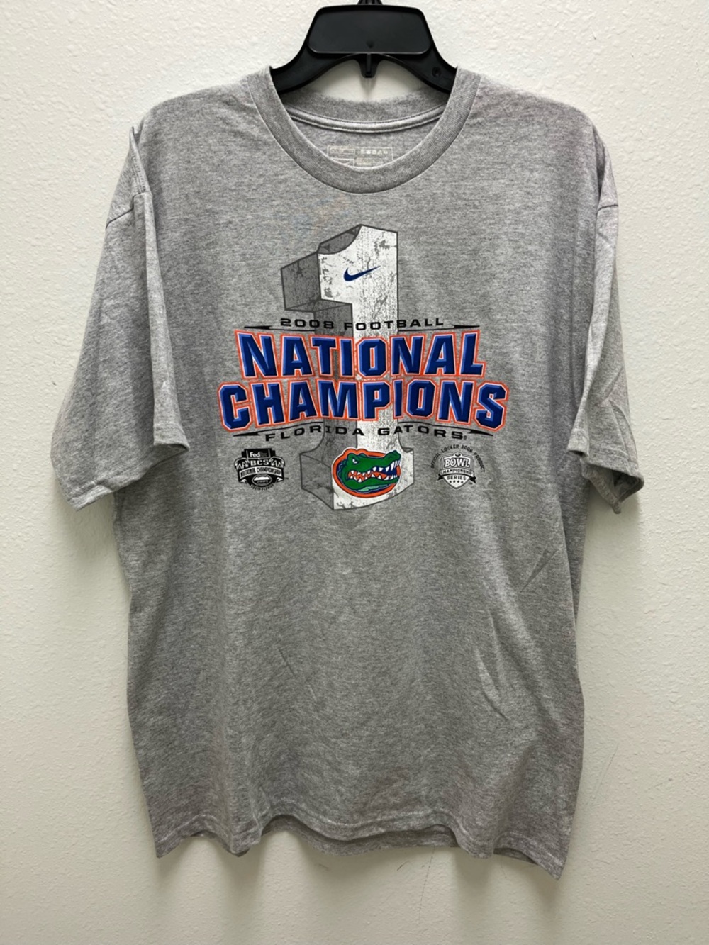 Nike Florida Gators 2008 National Champions Gray Men's T-Shirt Size L